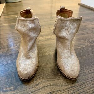Stylish Tan Ankle Boots for Women